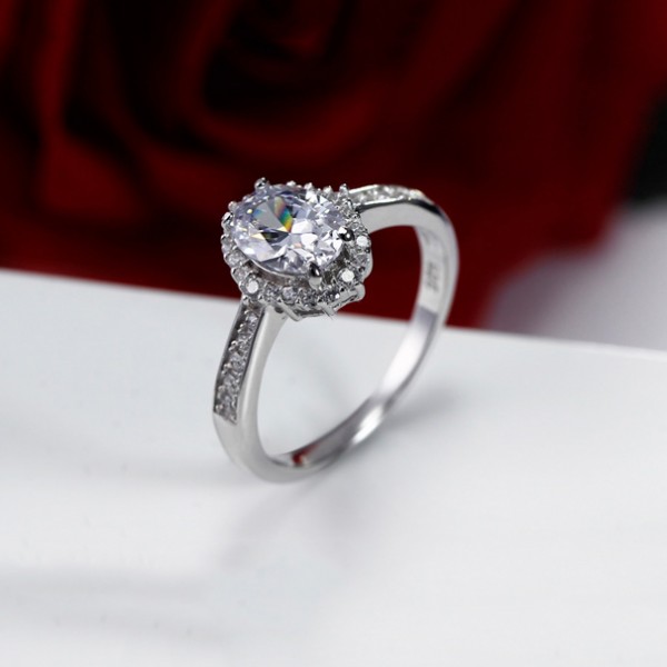 Classic Fashion 925 Silver Inlaid Oval Cut CZ Engagement Ring