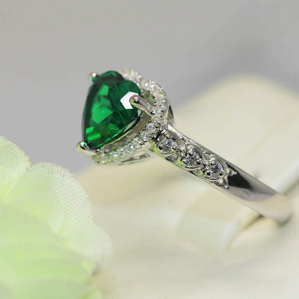 Heart Emerald 925 Sterling Silver Ring - Mother's Rings