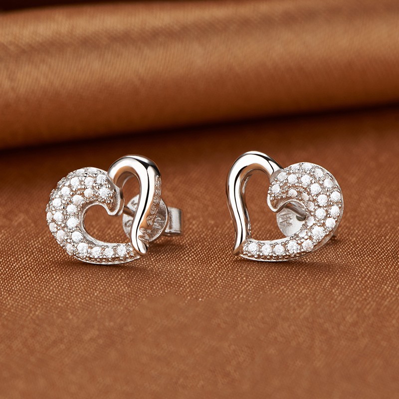 Silver Plated Platinum Solid Hand Craftsmanship Heart-Shaped Earrings