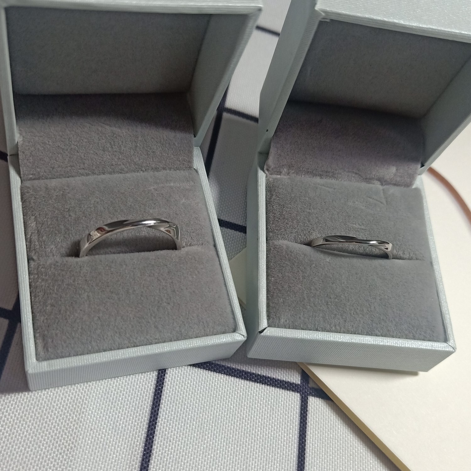 Engravable Infinity Matching Couple Promise Rings In Sterling Silver