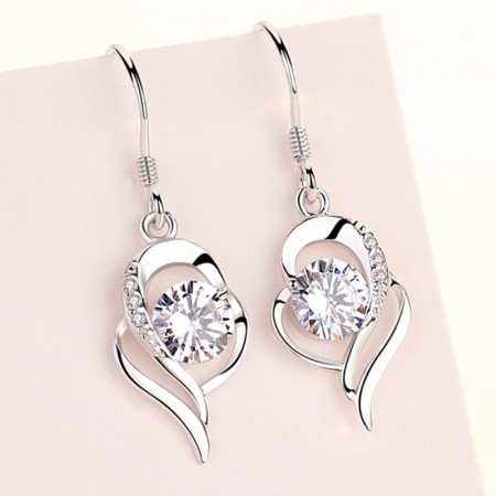Perfect Valentine's Day Gift 925 Silver Heart Women's Fashion Earring