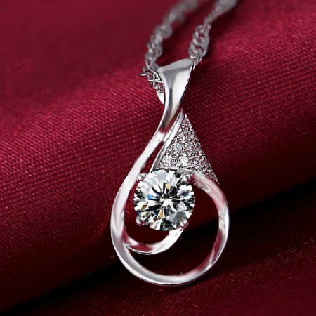 Everlasting Heart 925 Sterling Silver Pendant With Cubic Zirconia