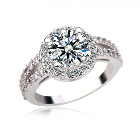 Lady's Gorgeous White Gold Plated Ring With Cubic Zirconia Inlaid