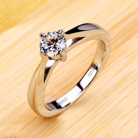 Unique Designed Solitaire Brilliant Diamond Wedding Ring