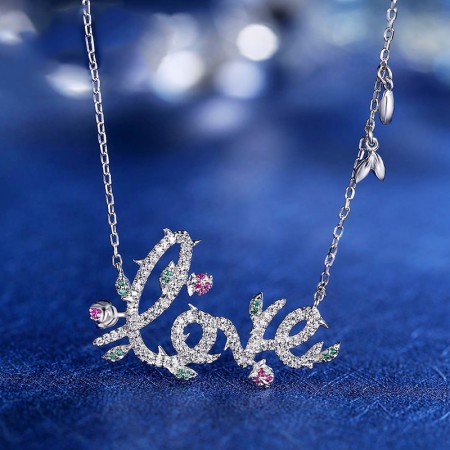 Luxury 925 Sterling Silver Inlaid Shining Bright Cubic Zirconia "LOVE" Necklace