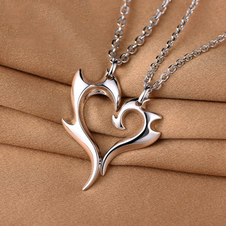925 Silver Creative Love Heart Stitching Lovers Necklaces