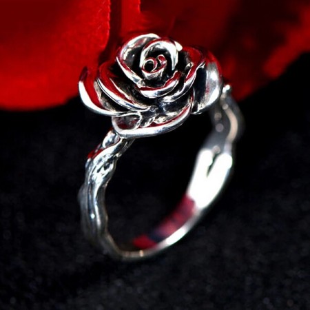 Red Rose Ring – MadeToLookPretty