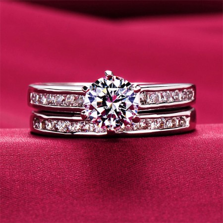 0.8 Carat Simulated Diamond Engagement/Wedding/Promise Ring Set For Her
