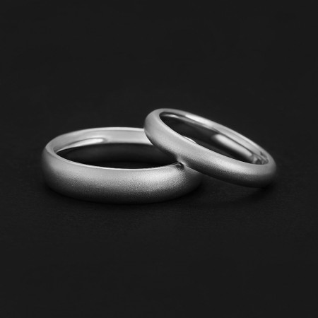 Engravable Simple Matching Frosted Rings For Couples In Sterling Silver
