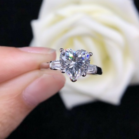 2.0 CT 925 Silver Platinum Plated Heart Simulated Diamond Promise/Wedding/Engagement Ring For Women Girl Friends Valentine's Day Gift