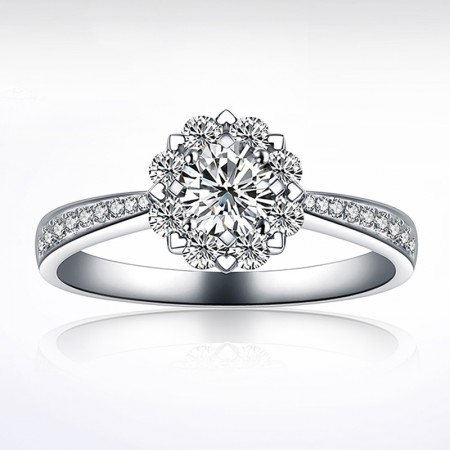 Romantic 925 Sterling Silver CZ Inlaid Engagement Ring For Women
