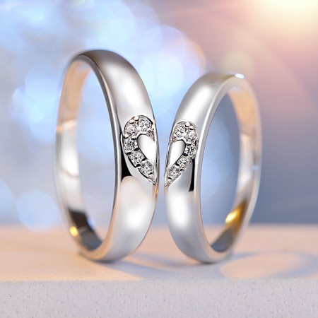 Sterling Silver And Crystal Heart Lover's Rings(Price For A Pair)