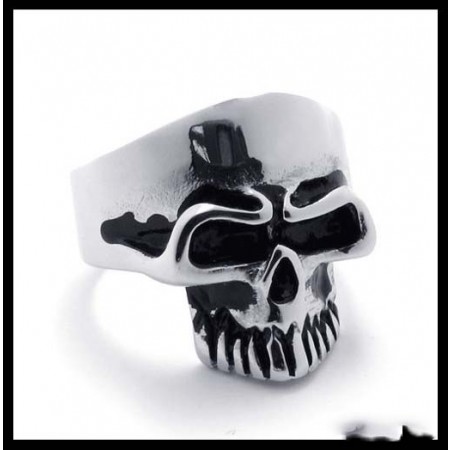 New Domineering Titanium Steel Skull Ring