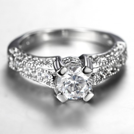 Personalized Fashion Quality Alloy Inlaid Luxury CZ Engagement Ring