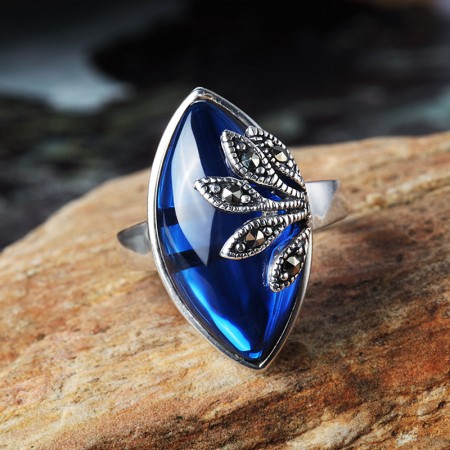 Retro Unilateral Leaves Styling 925 Sterling Silver Inlaid Blue Corundum Ring