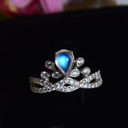 Elegant Exclusive Original 925 Sterling Silver Inlaid Moonstone Crown Ring