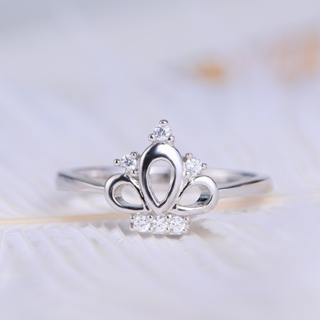 New Dignified And Elegant S925 Silver Crown-Shaped Ring