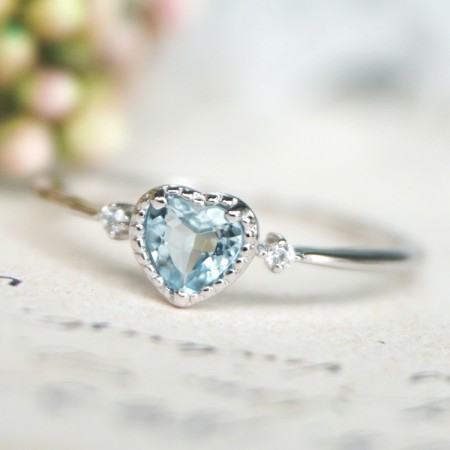 White Gold Plated 925 Sterling Silver With Heart Blue Zircon Ring