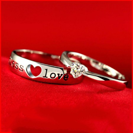 Love Hand Sign Rings for Women - Novelty Heart Shape Rings Adjustable Free  Size