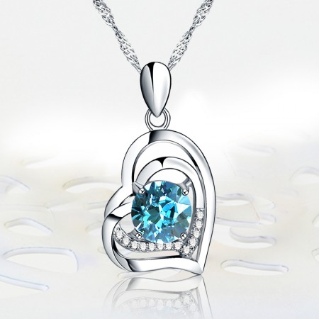 Perfect Gift 925 Sterling Silver Heart-Shaped Inlaid Cubic Zirconia Necklace 